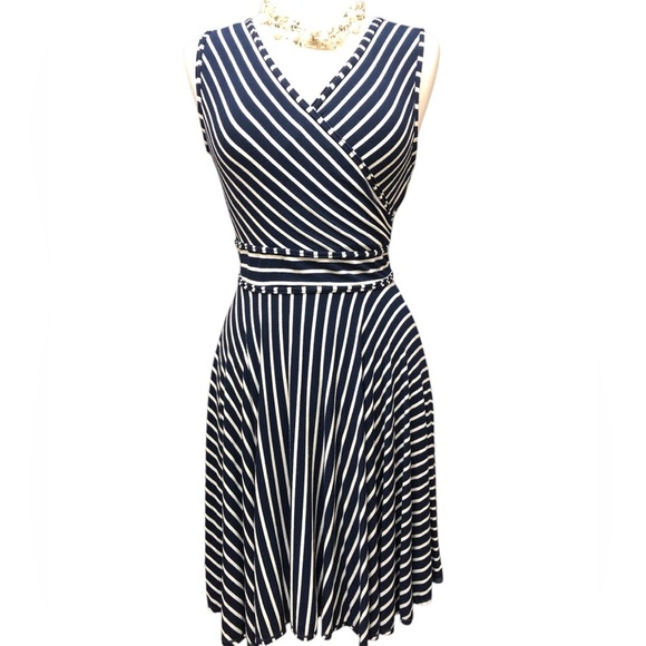 Max Studio Navy & White Knit Sleeveless Striped A-Line V-Neck Knee Length Dress - Picture 1 of 8